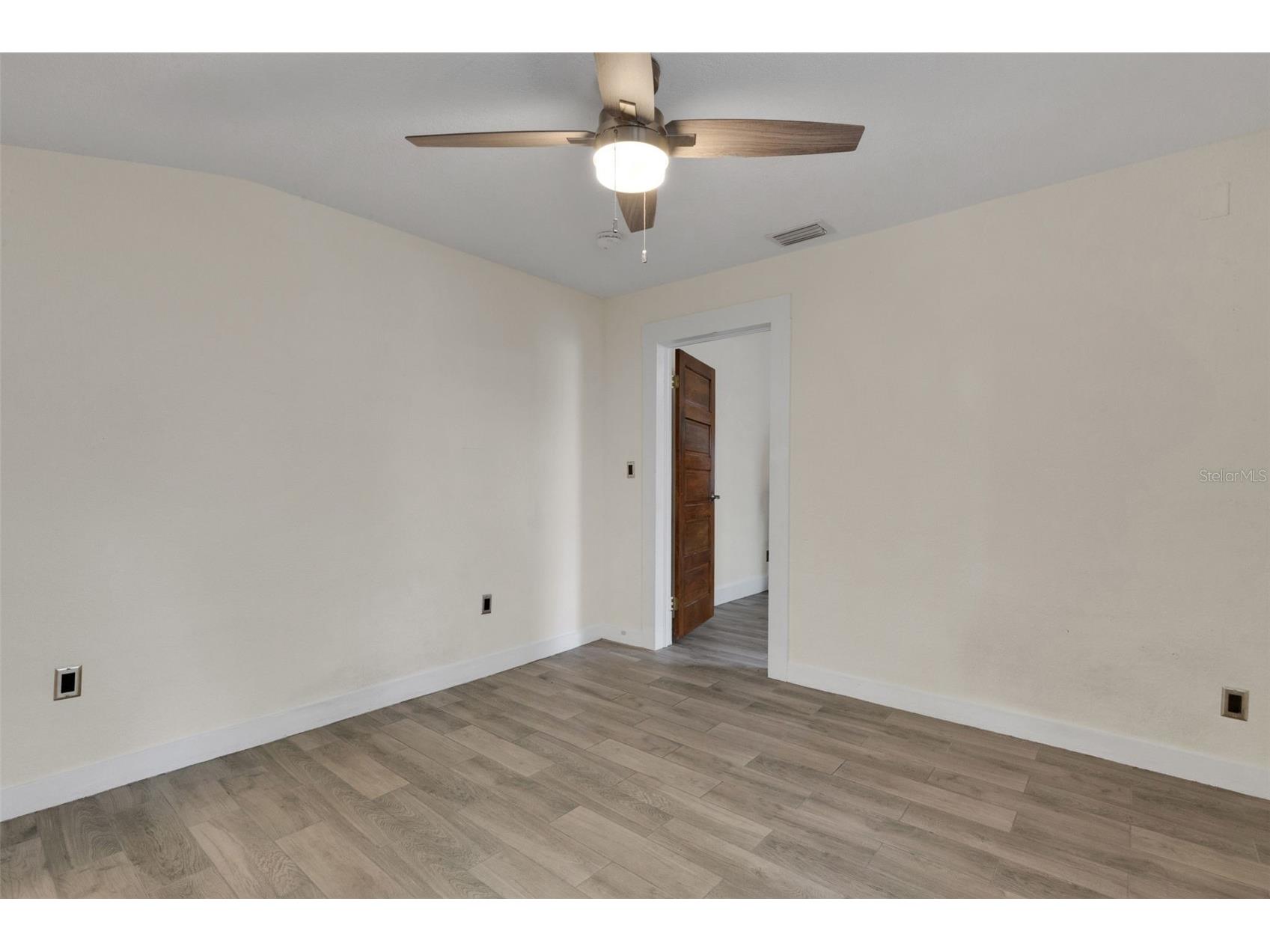 833/835 Johnson Avenue #833/835 Lakeland FL 33801 L4962243 image16