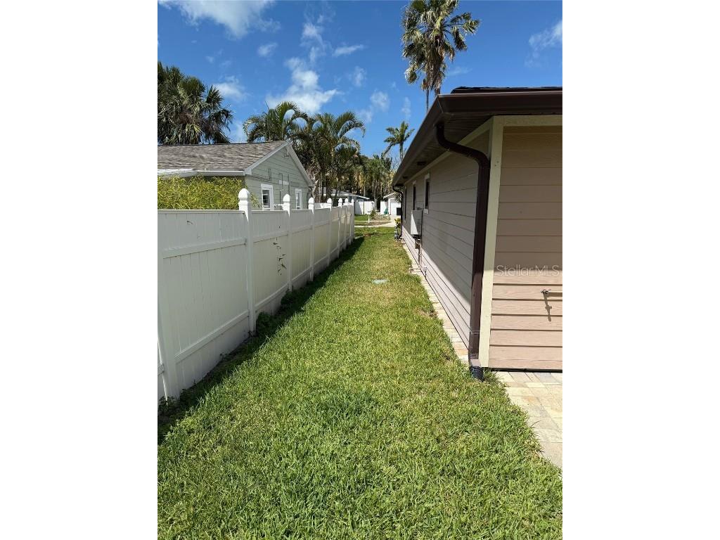 833 Lantana Avenue Clearwater Beach FL 33767 TB8376749 image11