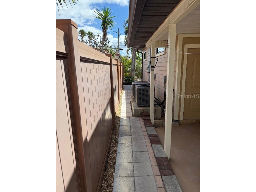 833 Lantana Avenue Clearwater Beach FL 33767 TB8376749 image12