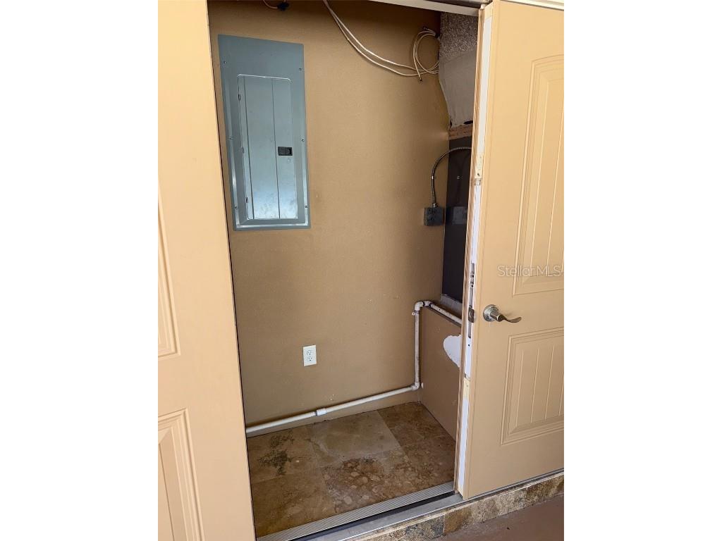 833 Lantana Avenue Clearwater Beach FL 33767 TB8376749 image14