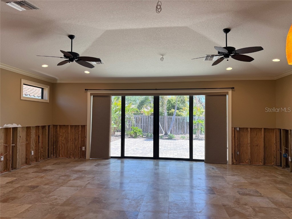 833 Lantana Avenue Clearwater Beach FL 33767 TB8376749 image21