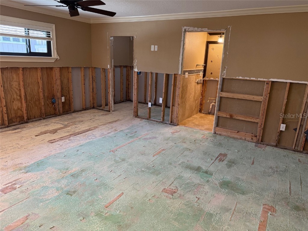 833 Lantana Avenue Clearwater Beach FL 33767 TB8376749 image25