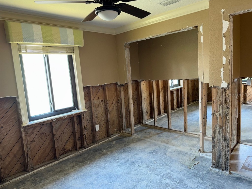 833 Lantana Avenue Clearwater Beach FL 33767 TB8376749 image30