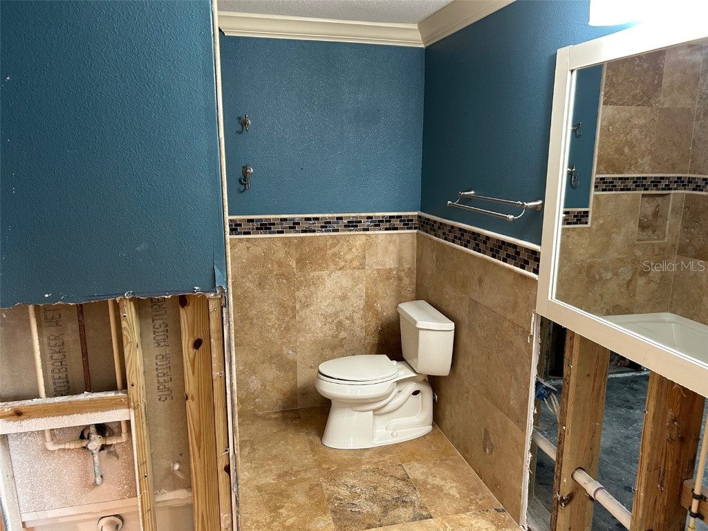 833 Lantana Avenue Clearwater Beach FL 33767 TB8376749 image33