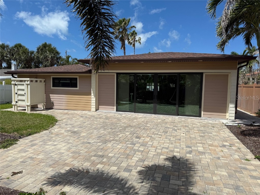 833 Lantana Avenue Clearwater Beach FL 33767 TB8376749 image4