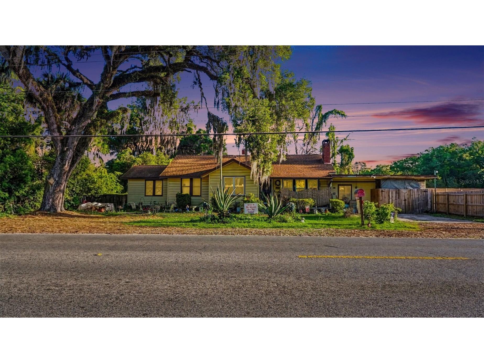 833 NE 28th Street Ocala FL 34470 O6390984 image1