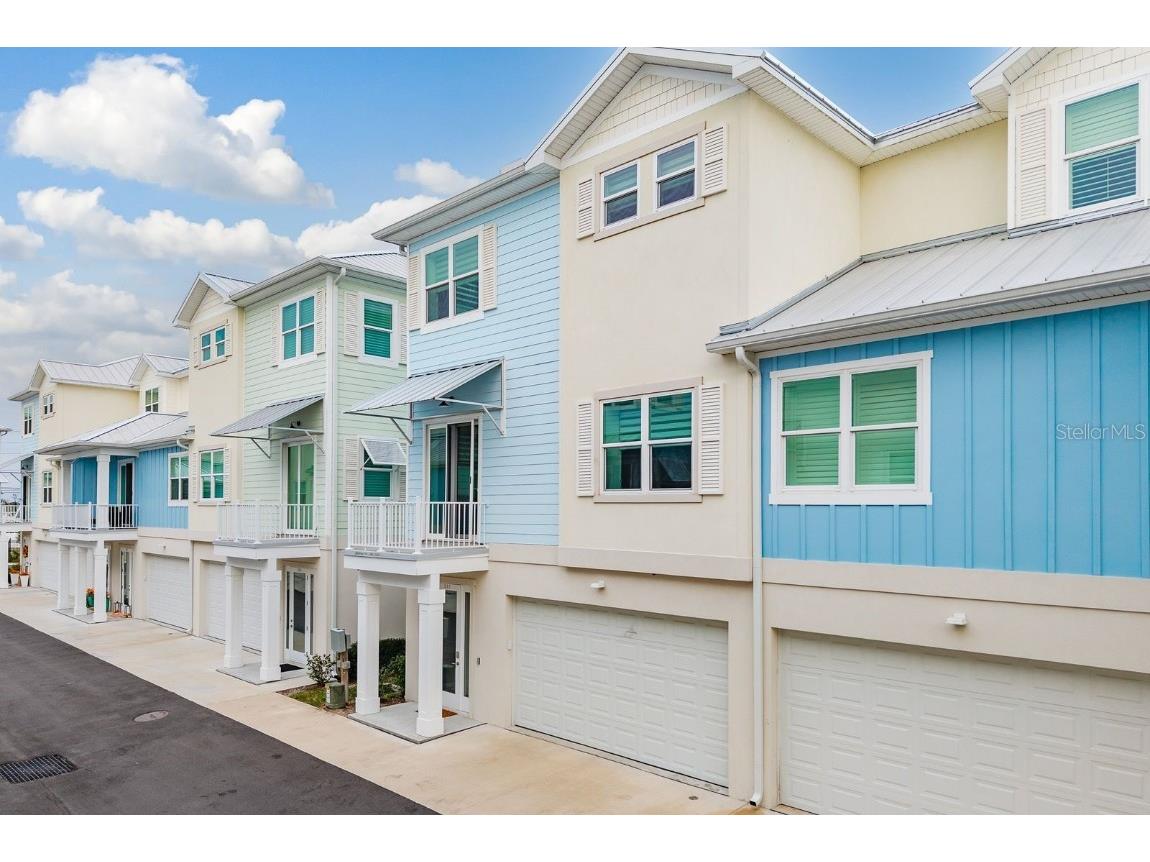 833 Oak Bend Lane Dunedin FL 34698 TB8444217 image1