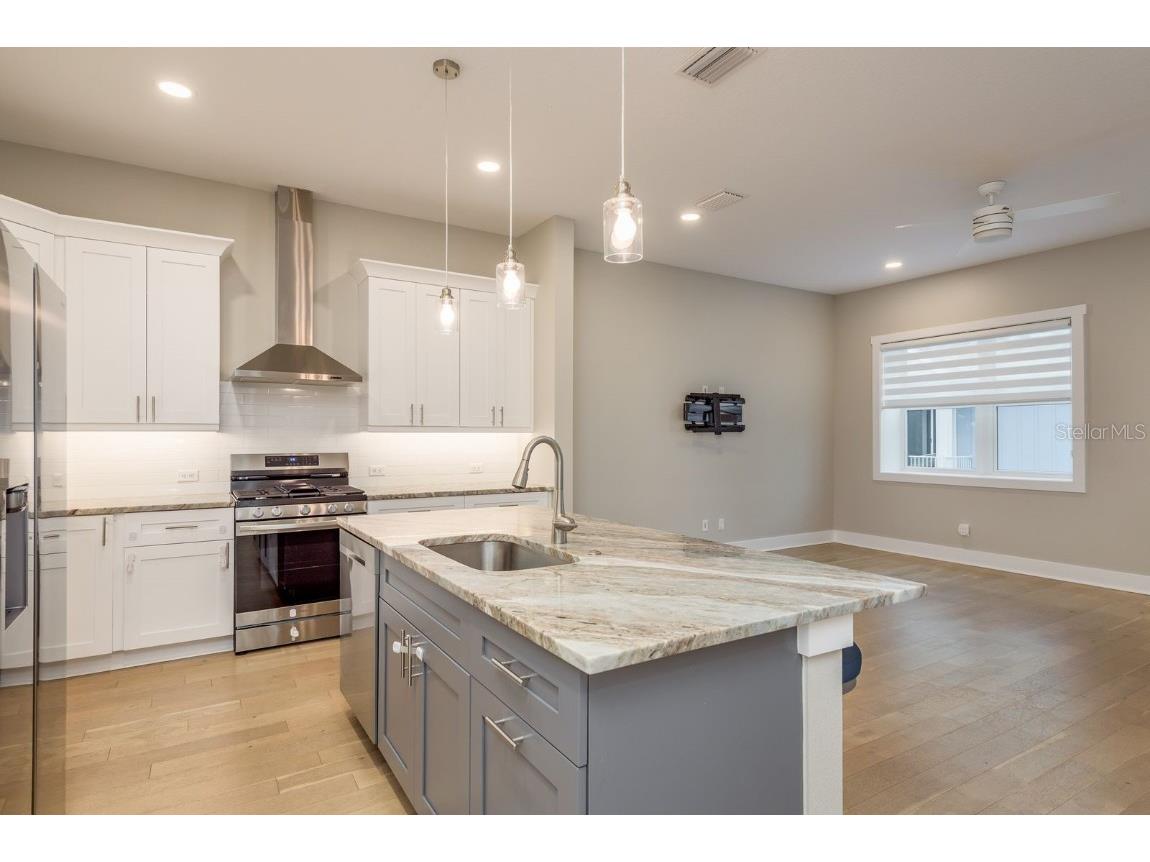 833 Oak Bend Lane Dunedin FL 34698 TB8444217 image18