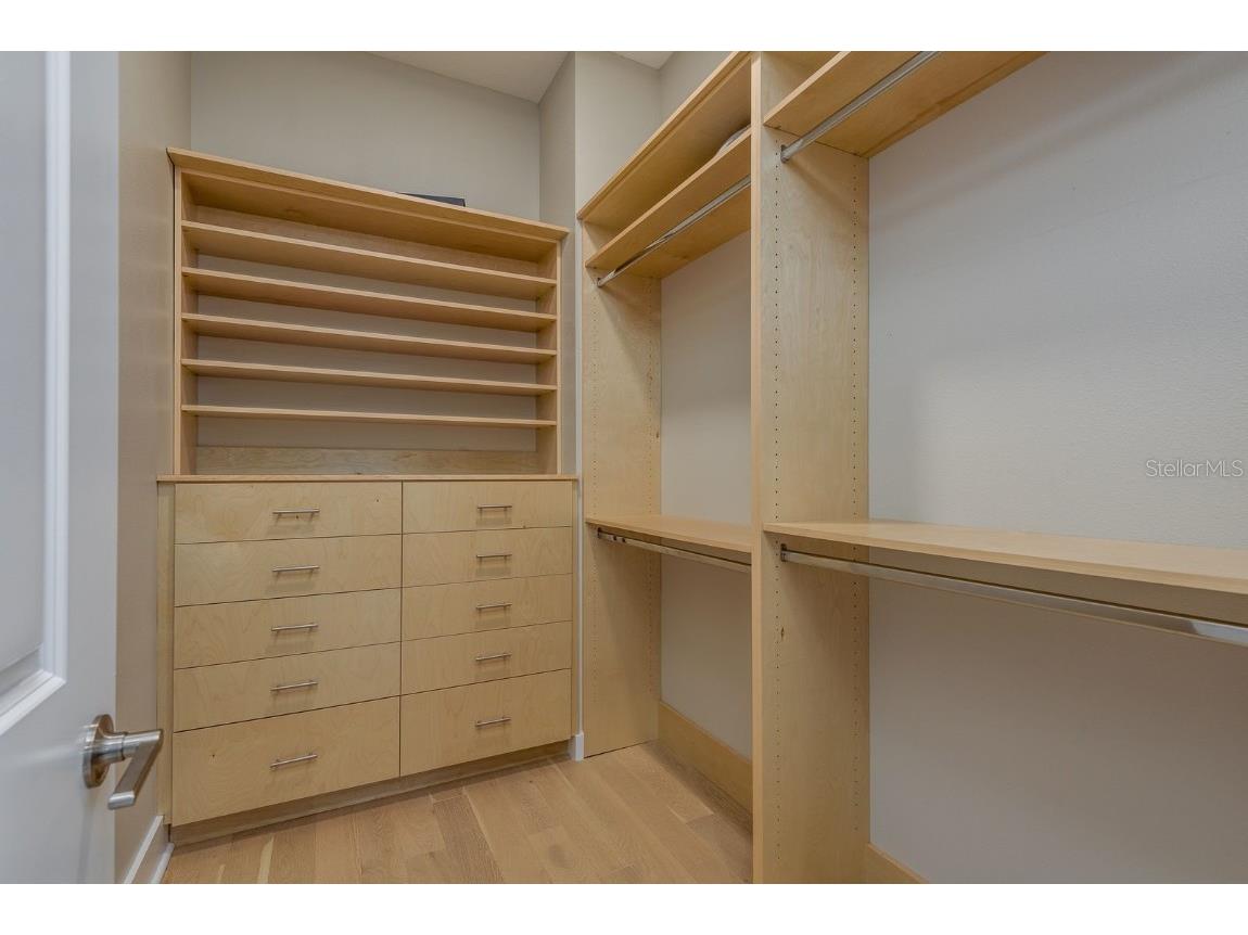 833 Oak Bend Lane Dunedin FL 34698 TB8444217 image30