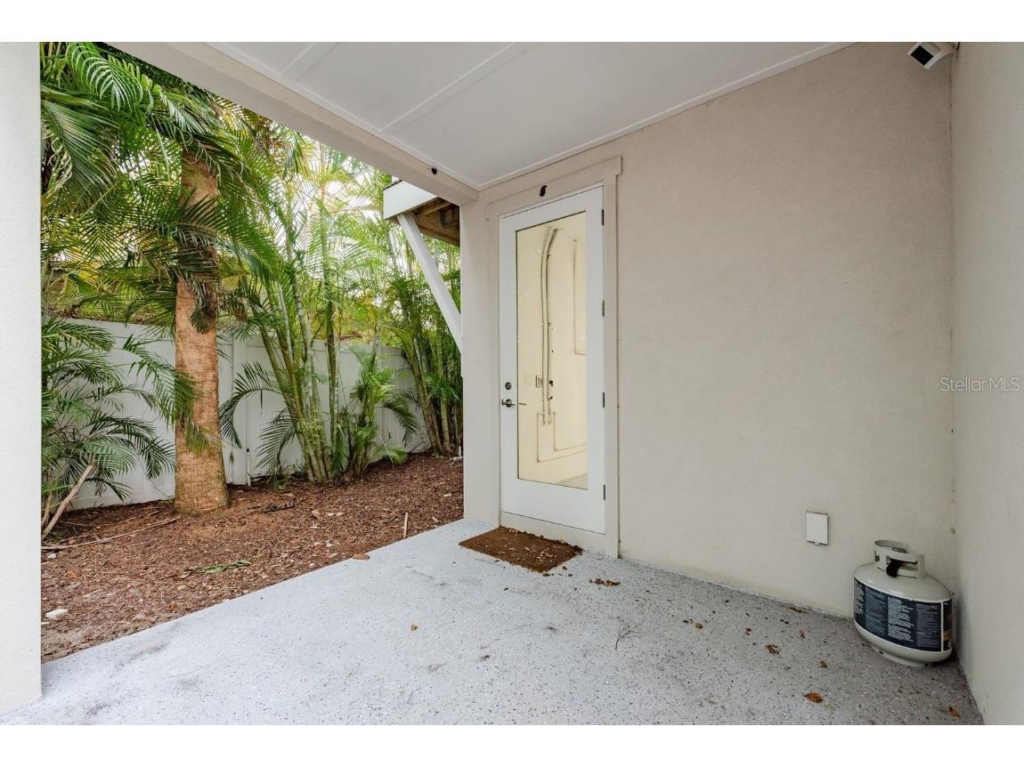 833 Oak Bend Lane Dunedin FL 34698 TB8444217 image45