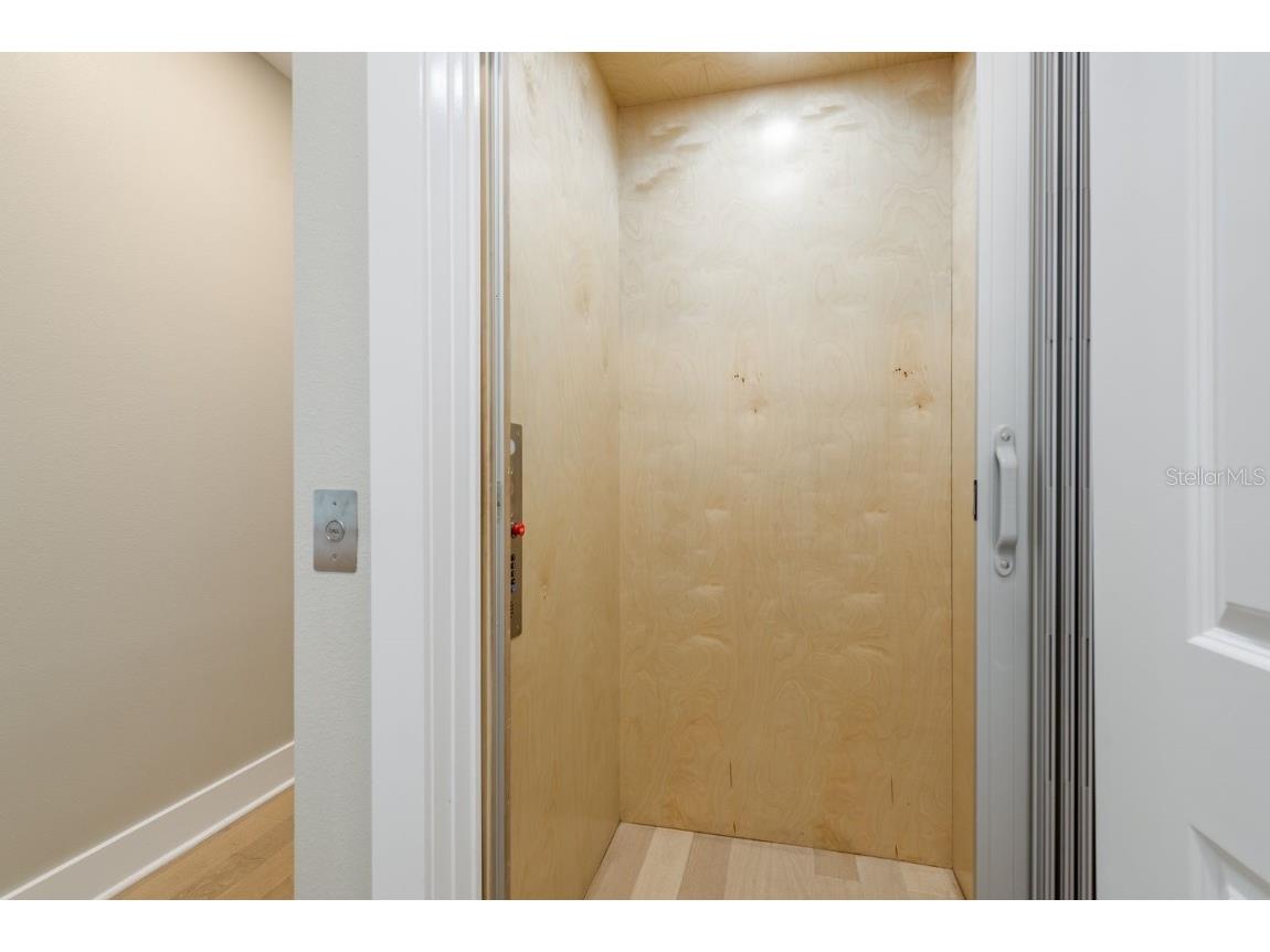 833 Oak Bend Lane Dunedin FL 34698 TB8444217 image7