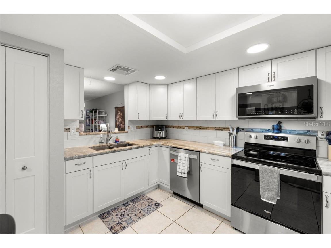 8330 High Point Circle #6 Port Richey FL 34668 TB8420009 image4