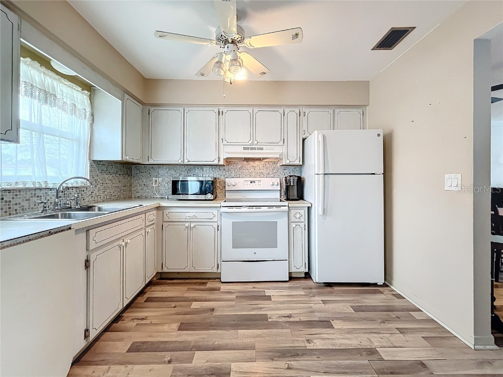 8330 Vendome Boulevard N Pinellas Park FL 33781 TB8341732 image13