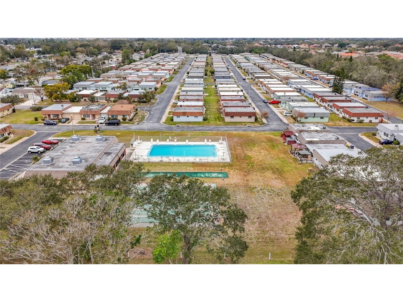 8330 Vendome Boulevard N Pinellas Park FL 33781 TB8341732 image38