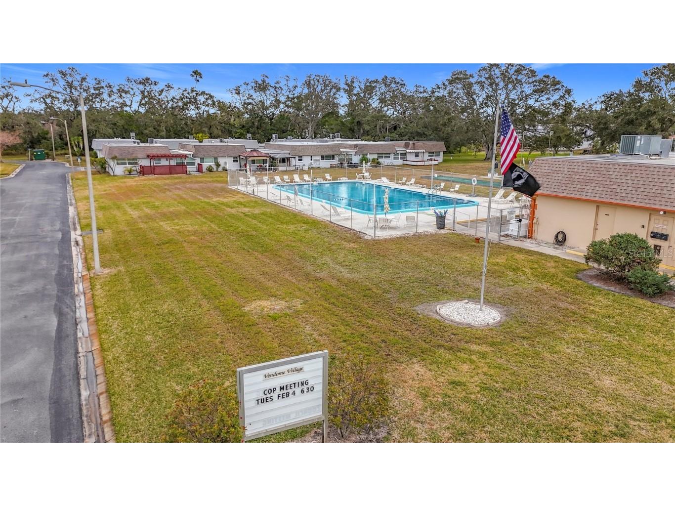 8330 Vendome Boulevard N Pinellas Park FL 33781 TB8341732 image47