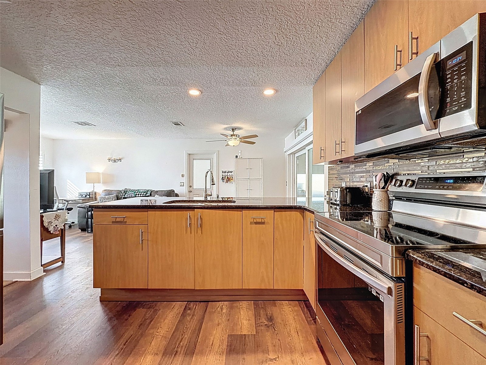 8331 Bluebonnet Place New Port Richey FL 34653 W7882250 image9