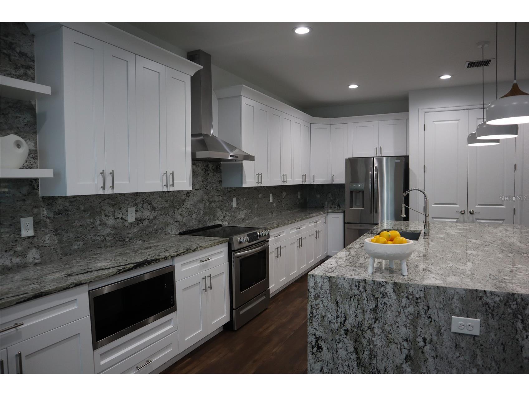 8331 Peggy Street Tampa FL 33615 TB8460414 image6