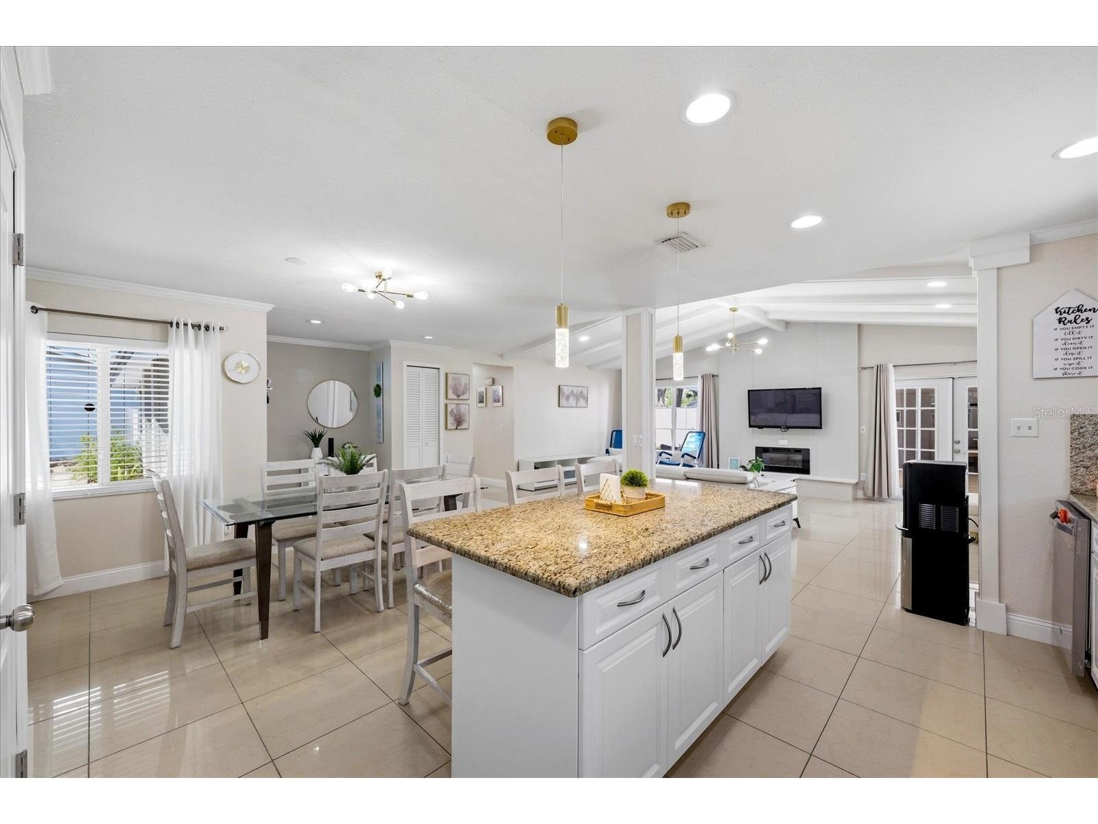 8331 W Pocahontas Avenue Tampa FL 33615 TB8502727 image15