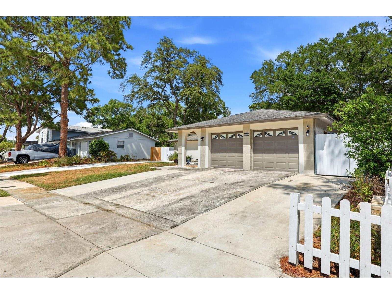 8331 W Pocahontas Avenue Tampa FL 33615 TB8502727 image3