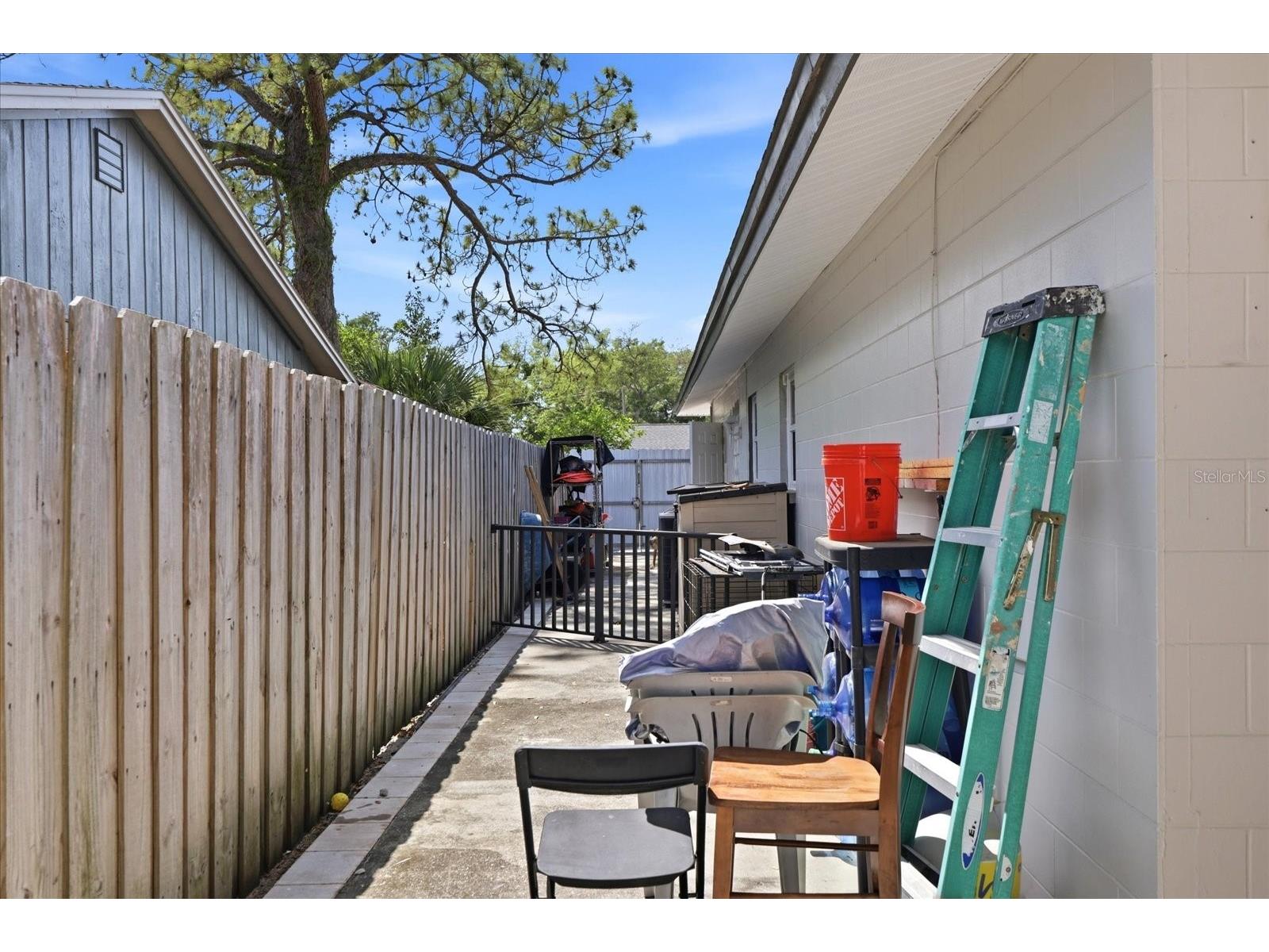 8331 W Pocahontas Avenue Tampa FL 33615 TB8502727 image41