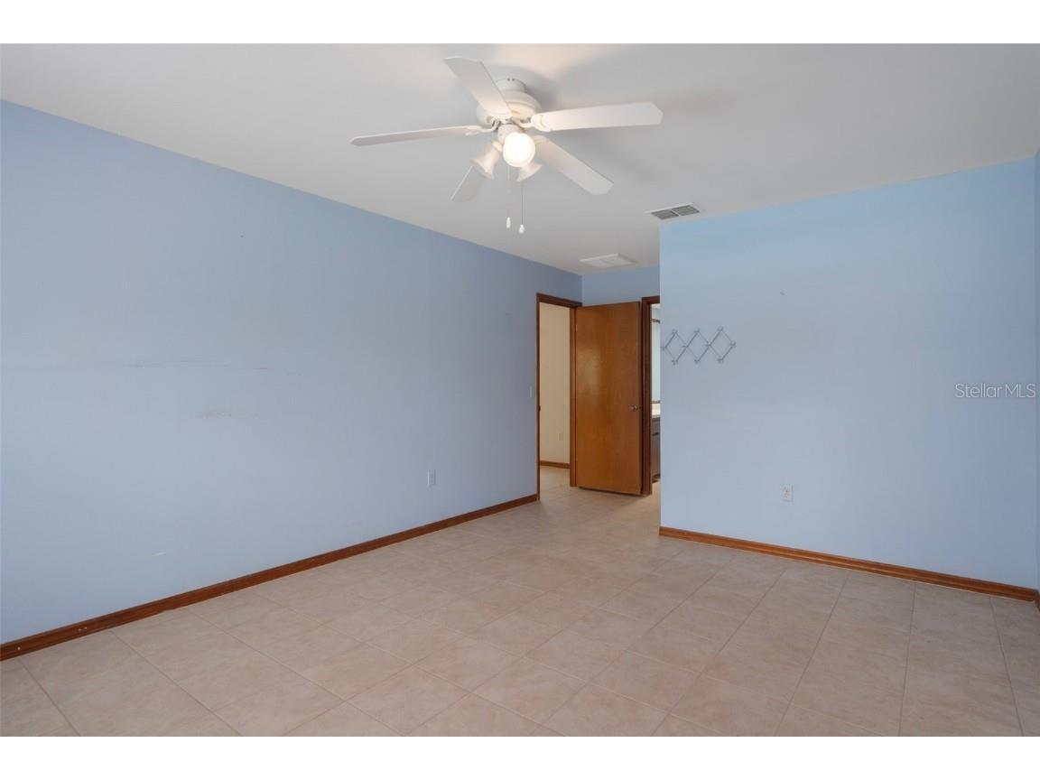 8332 Berkeley Manor Boulevard Spring Hill FL 34606 TB8389514 image25