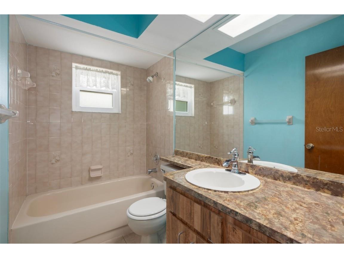 8332 Berkeley Manor Boulevard Spring Hill FL 34606 TB8389514 image34