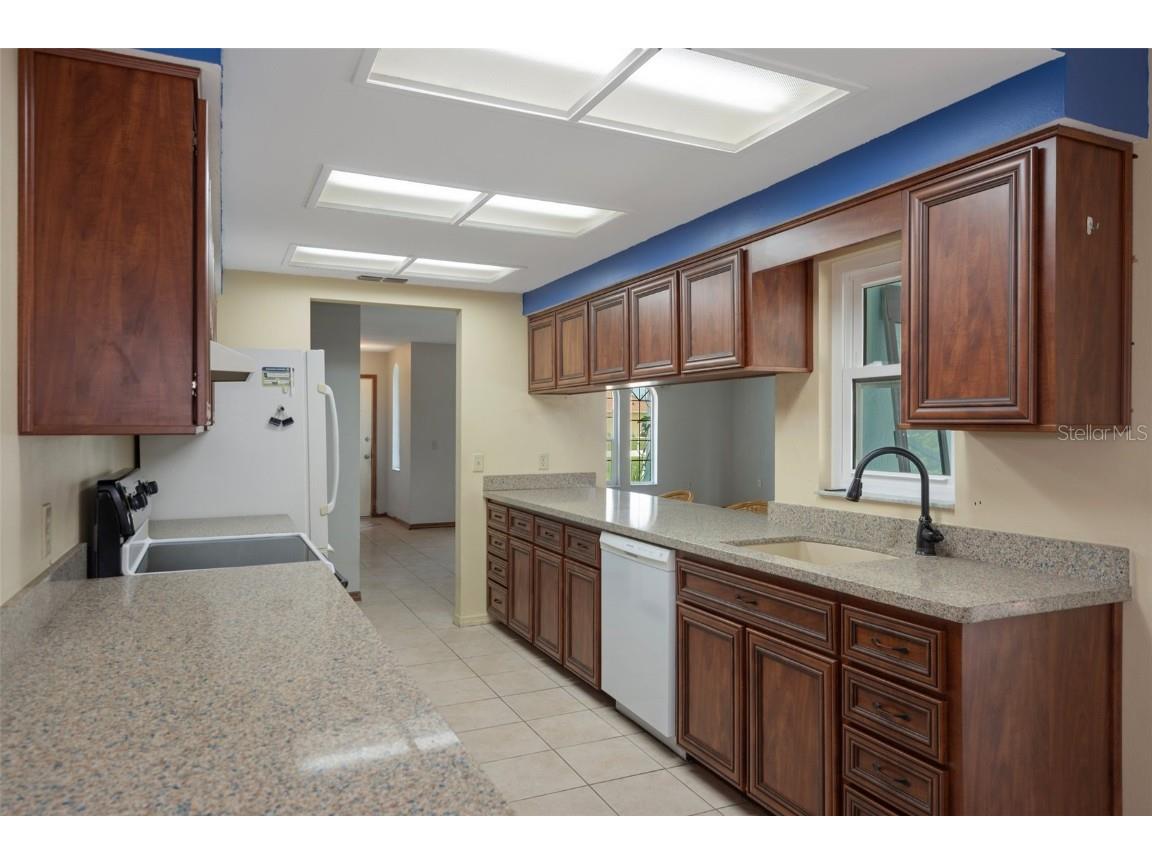 8332 Berkeley Manor Boulevard Spring Hill FL 34606 TB8389514 image4