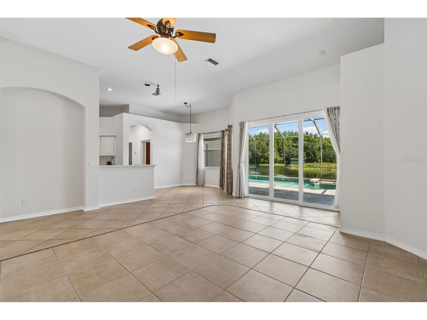 8332 Torrington Avenue Tampa FL 33647 TB8516438 image15