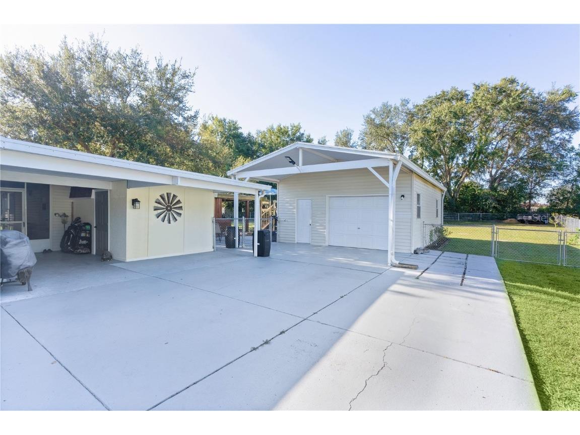 8333 County Road 109a-1 Lady Lake FL 32159 G5102517 image40