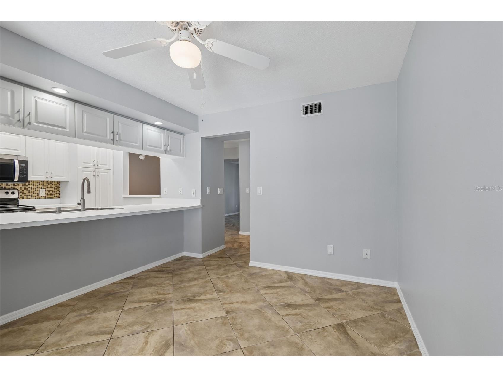 8334 Civic Road #3 Tampa FL 33615 TB8483174 image15