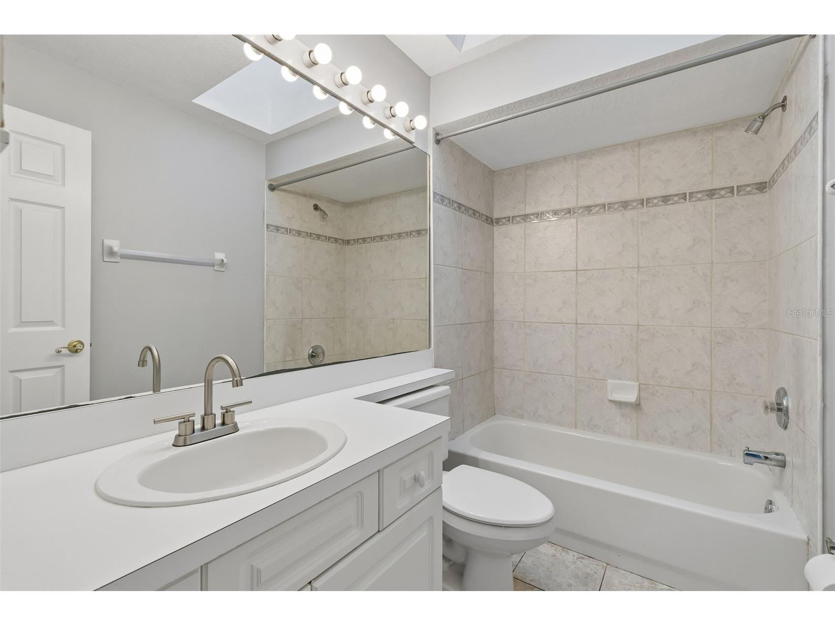 8334 Civic Road #3 Tampa FL 33615 TB8483174 image28