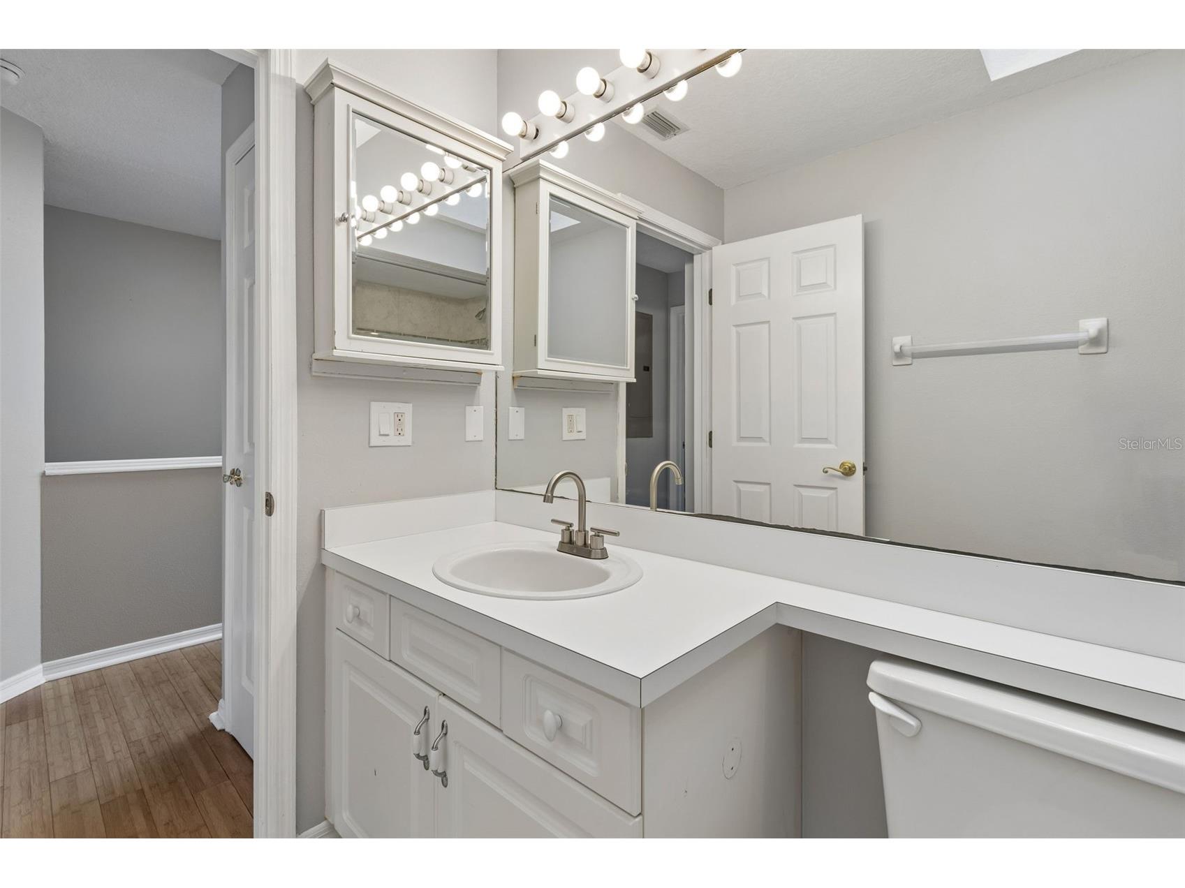 8334 Civic Road #3 Tampa FL 33615 TB8483174 image29