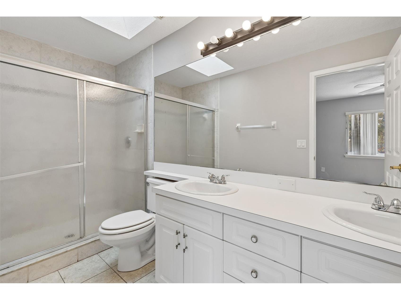 8334 Civic Road #3 Tampa FL 33615 TB8483174 image35