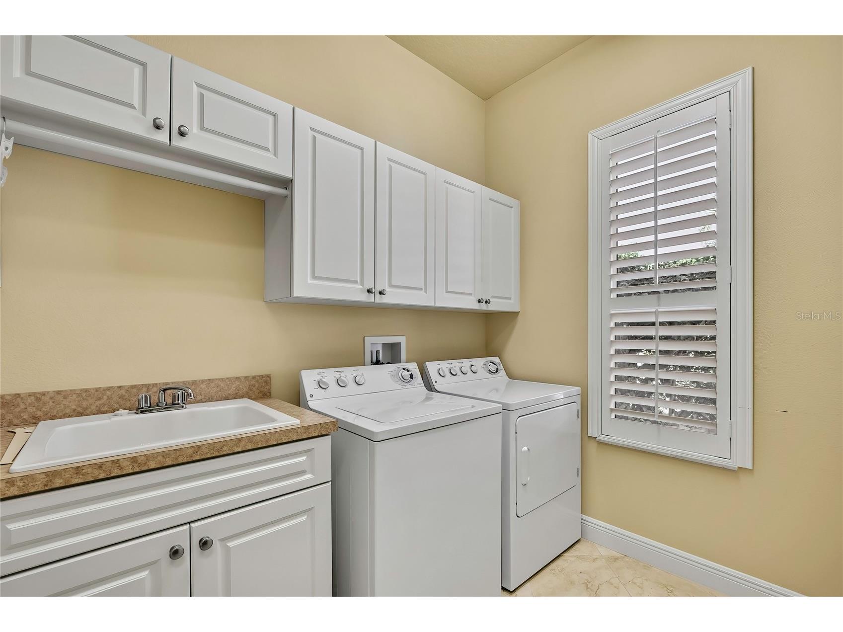 8334 Fair Hill Drive Weeki Wachee FL 34613 TB8444316 image36