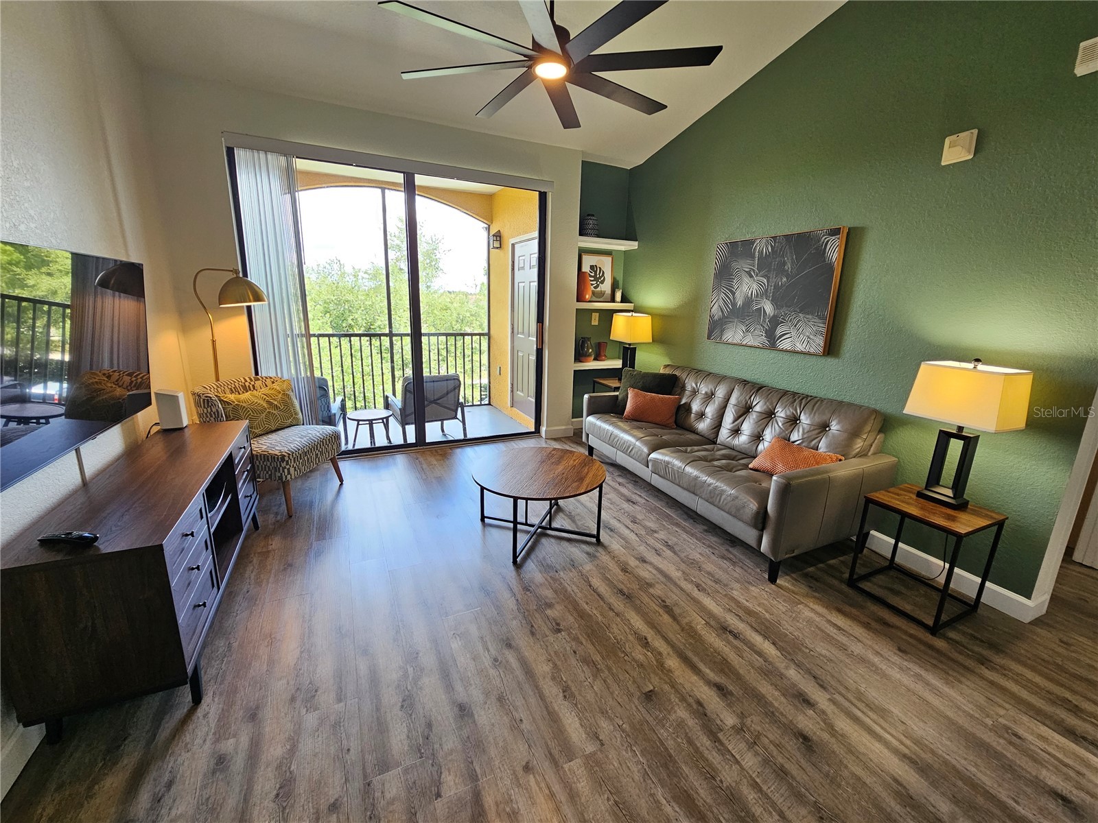 8335 38th Street Circle E #305 Sarasota FL 34243 R4911558 image2