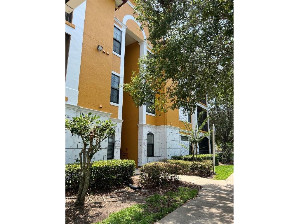 8335 38th Street Circle E #306 Sarasota FL 34243 A4574635 image1
