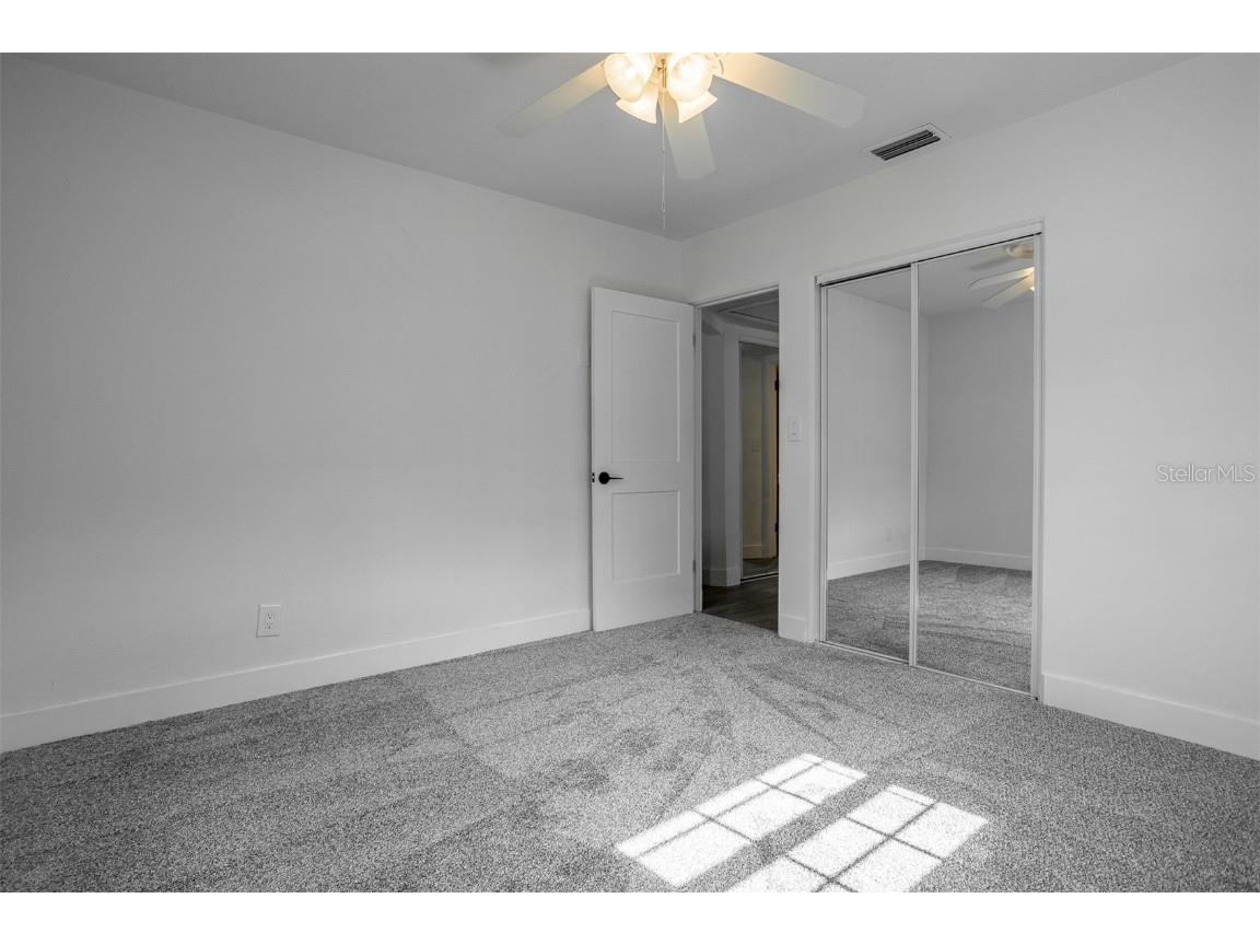 8335 42nd Avenue N Saint Petersburg FL 33709 TB8393139 image26