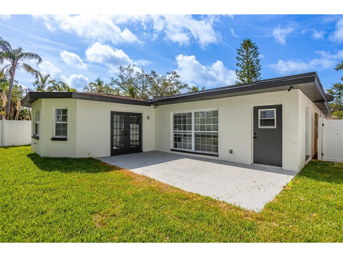 8335 42nd Avenue N Saint Petersburg FL 33709 TB8393139 image32