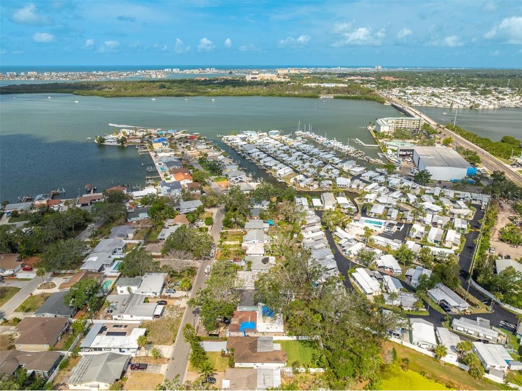 8335 42nd Avenue N Saint Petersburg FL 33709 TB8393139 image41