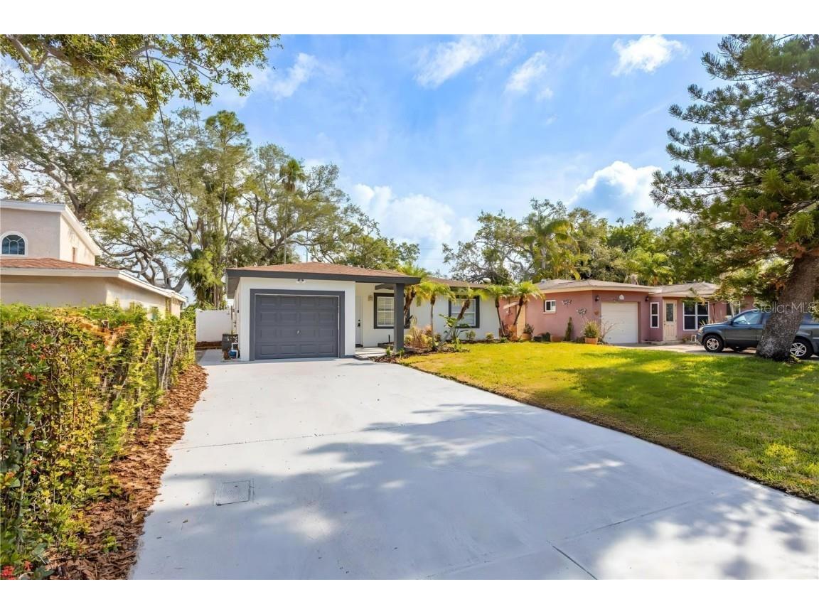 8335 42nd Avenue N Saint Petersburg FL 33709 TB8393139 image45