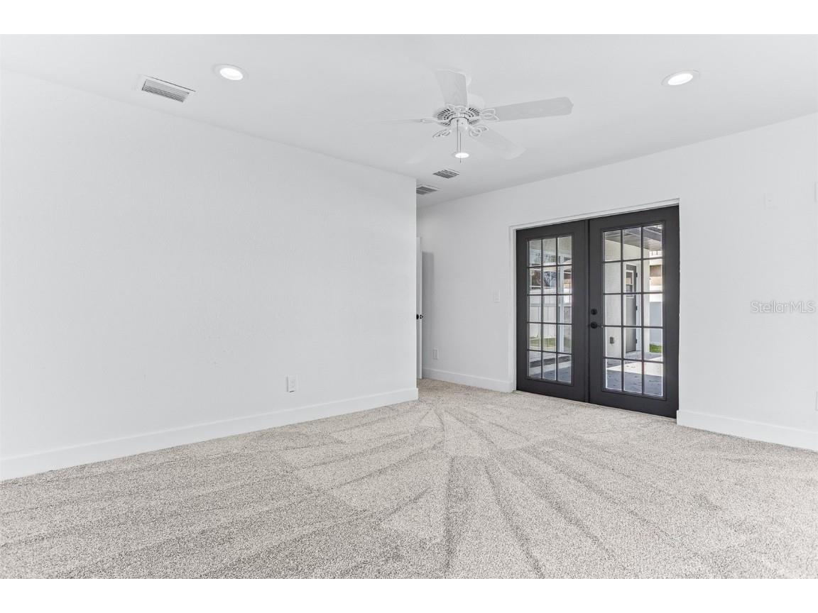 8335 42nd Avenue N Saint Petersburg FL 33709 TB8447105 image24