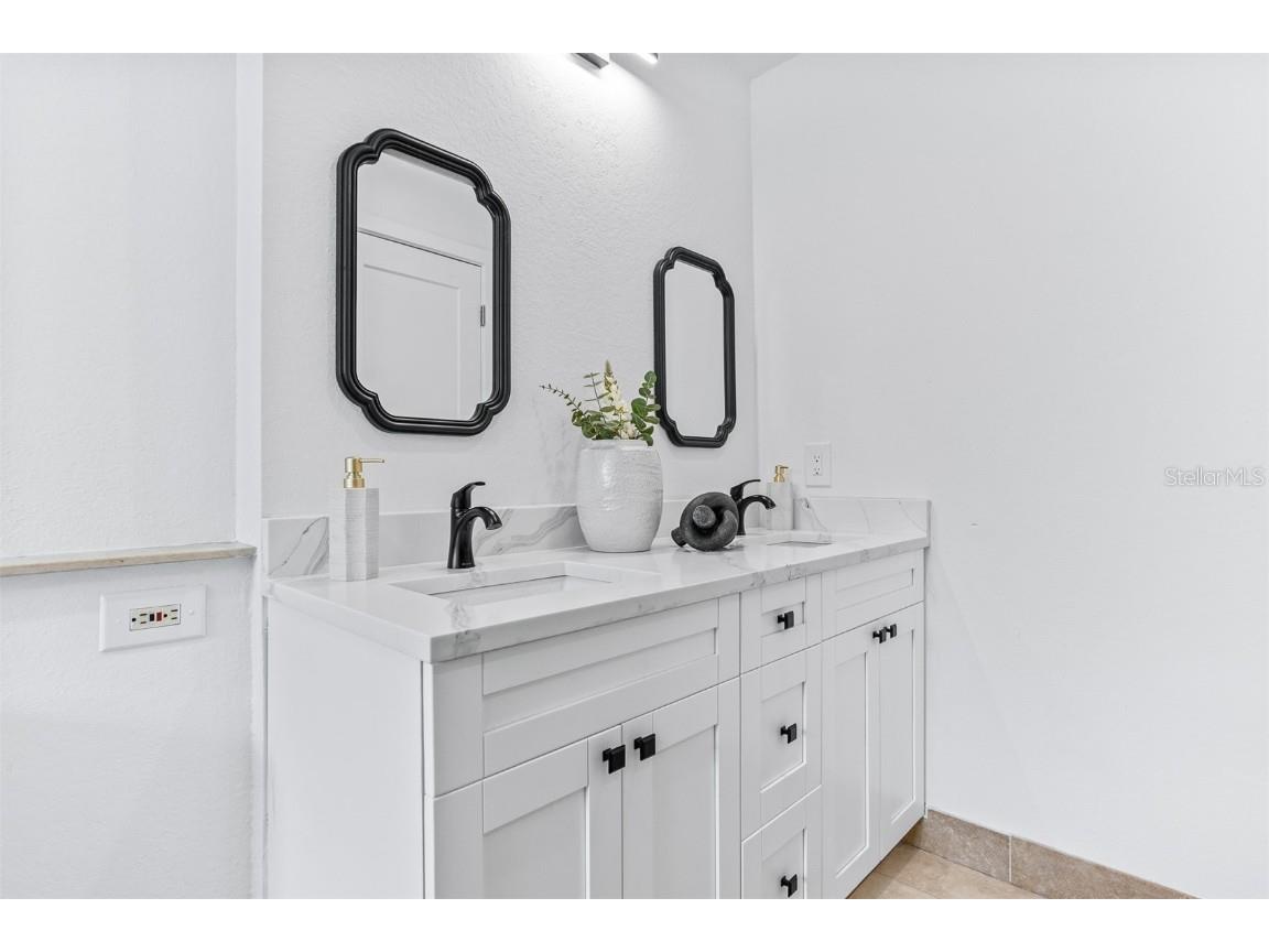 8335 42nd Avenue N Saint Petersburg FL 33709 TB8447105 image27