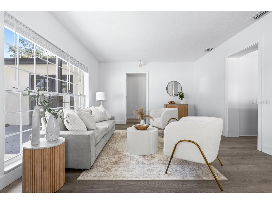 8335 42nd Avenue N Saint Petersburg FL 33709 TB8447105 image6