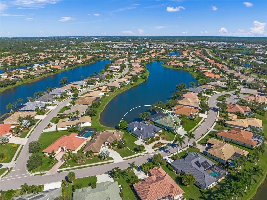 8335 Barton Farms Boulevard Sarasota FL 34240 A4670144 image1