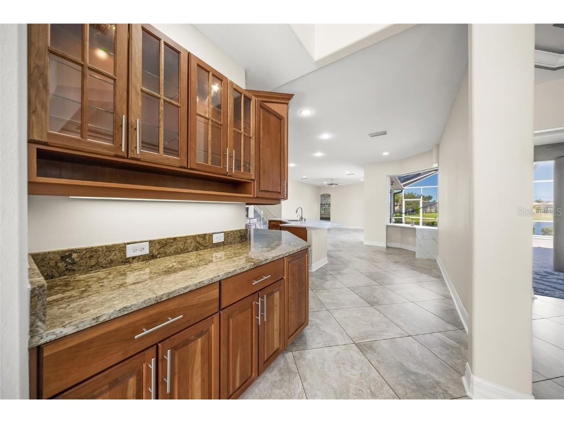 8335 Barton Farms Boulevard Sarasota FL 34240 A4670144 image17