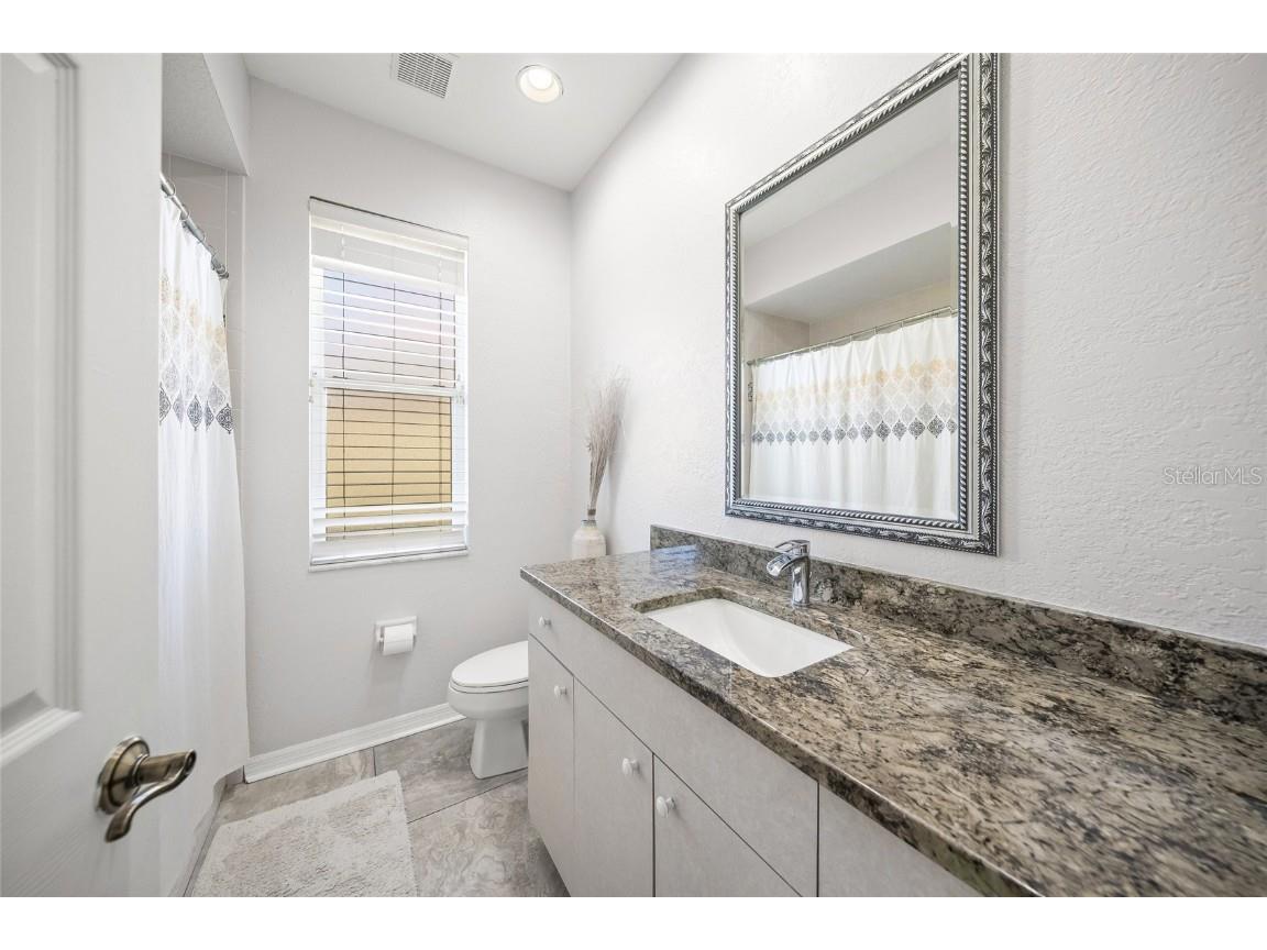 8335 Barton Farms Boulevard Sarasota FL 34240 A4670144 image48