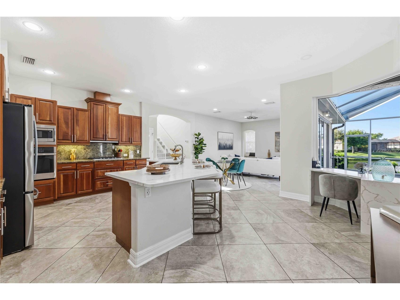 8335 Barton Farms Boulevard Sarasota FL 34240 A4686596 image10
