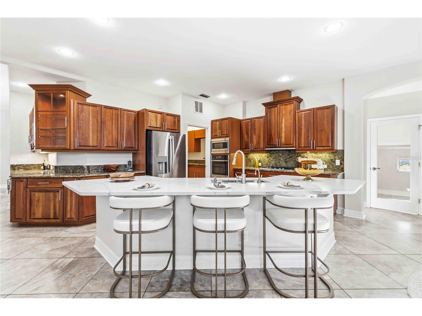 8335 Barton Farms Boulevard Sarasota FL 34240 A4686596 image12
