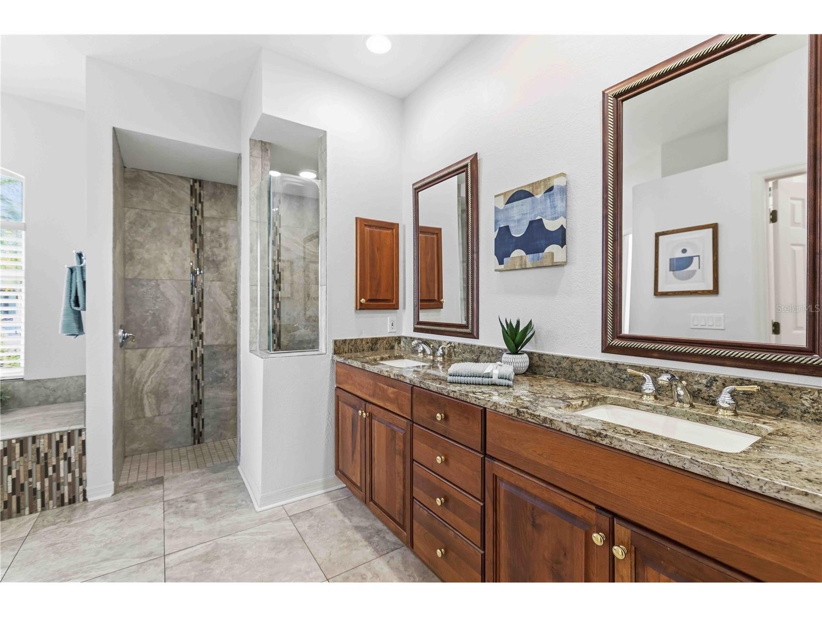 8335 Barton Farms Boulevard Sarasota FL 34240 A4686596 image24