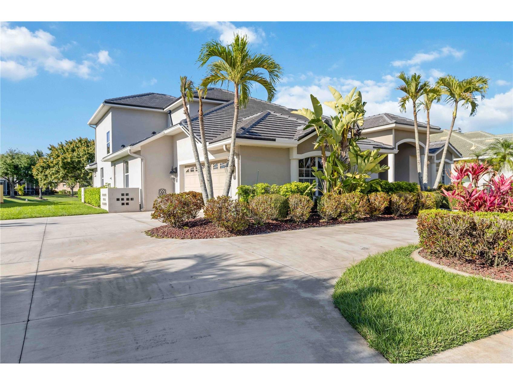 8335 Barton Farms Boulevard Sarasota FL 34240 A4686596 image3